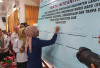 Penandatanganan Komitmen SPMB, Wabup Widia Ningsih Tegaskan Tidak Ada Sumbangan Memaksa