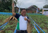 Lama Pakum Dari Dunia Hiburan Selebriti Narji Kini Alih Profesi Jadi Petani di Kampung Halaman Istrinya