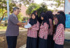 SMPN 8 Lahat Ajak Siswa Belajar Peduli dan Berbagi